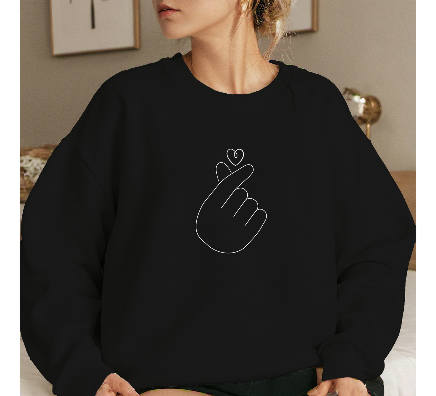 Korean finger heart sweatshirt, Cute heart sweater, K-pop K-drama crewneck sweatshirt, Xmas gift sweater.