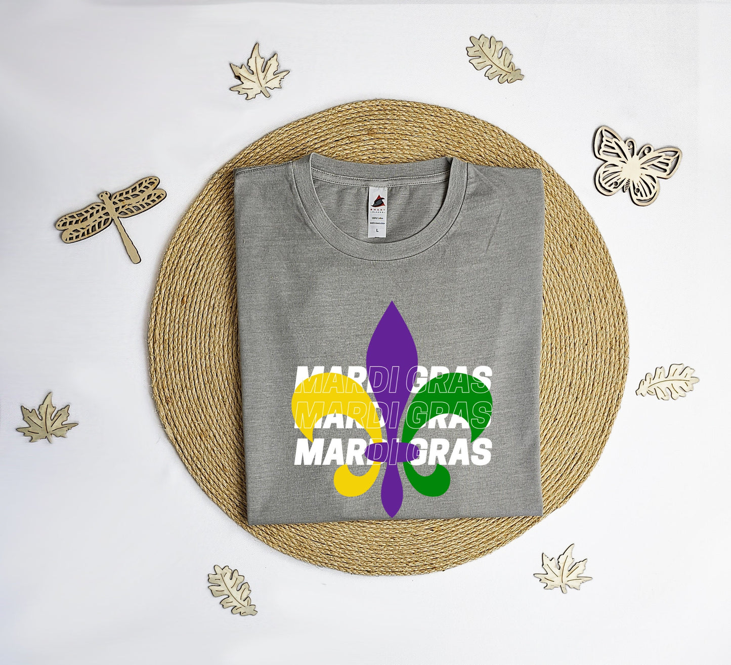 Mardi gras Vintage T-Shirt, beads parade tee shirt, Fleur De Lis shirt, Mardi T-shirt, Vintage tee shirt.