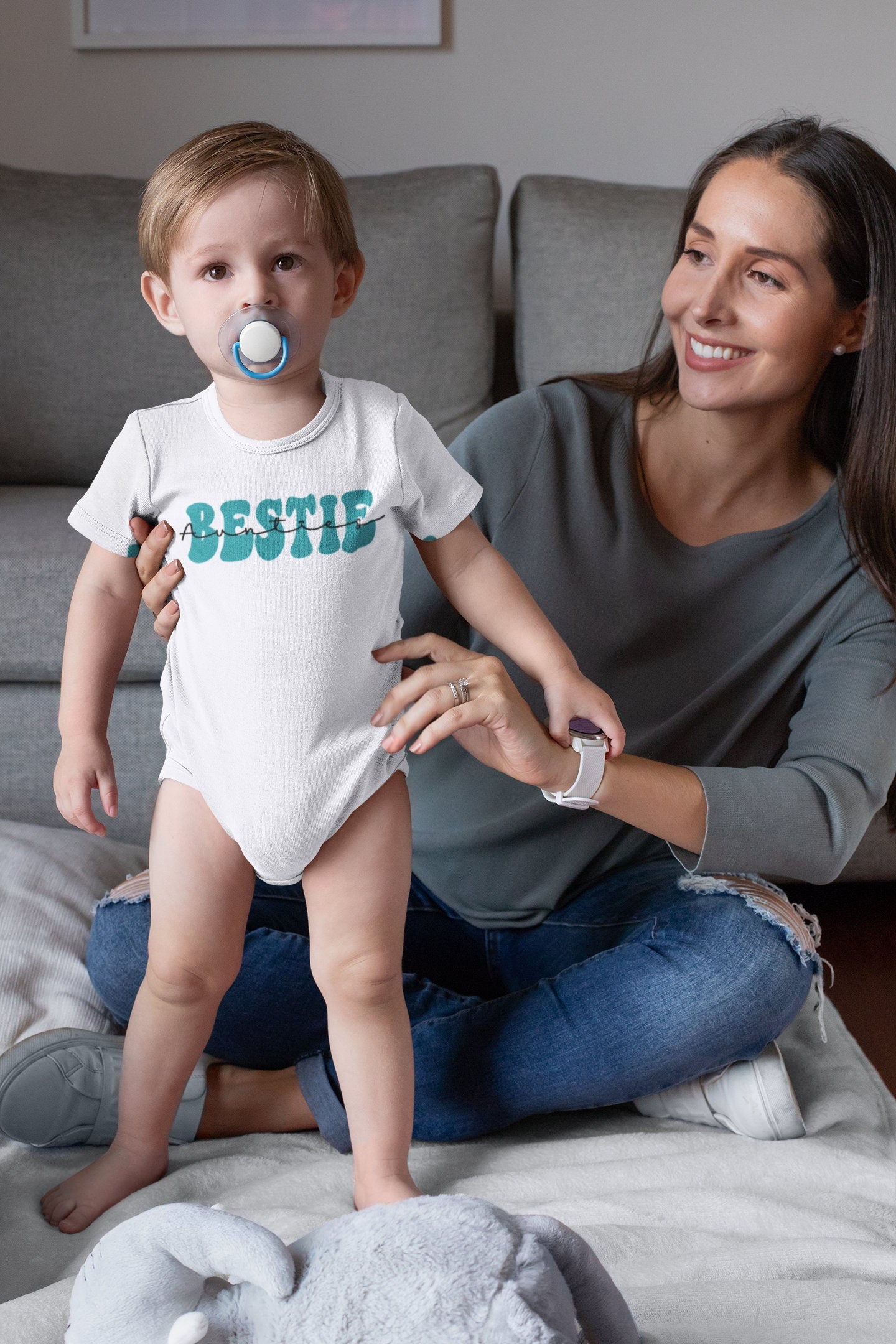Auntie's Bestie Baby Onesie®, auntie's baby Onesie®, newborn baby body suit. cute baby gift.