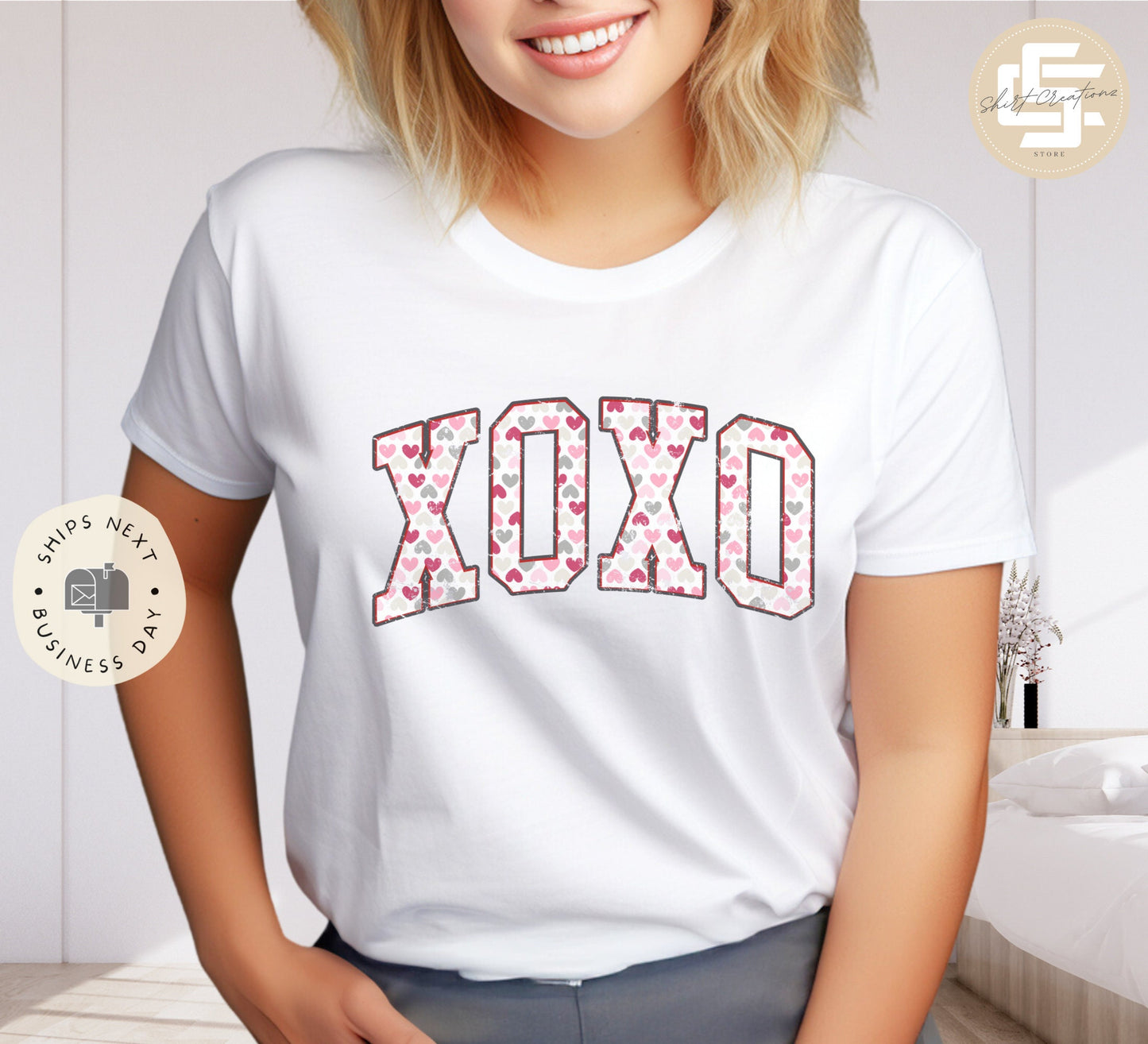 XOXO hearts Valentines day heart T-Shirt, Heart shirt, galentines shirt, Valentine gift T-shirt.